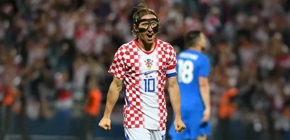 Jugador de Croacia celebrando un gol en el partido