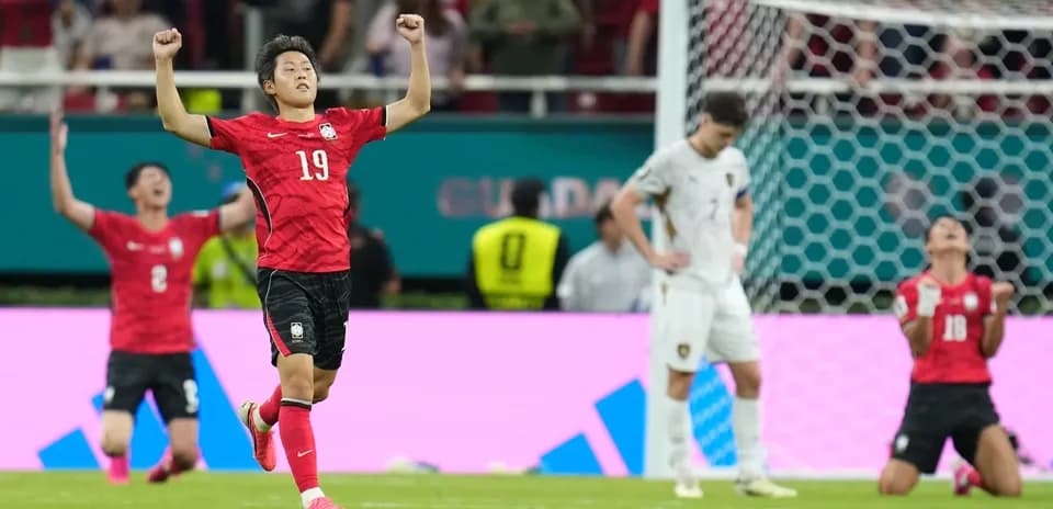 Jugadores de Corea del Sur celebrando un gol