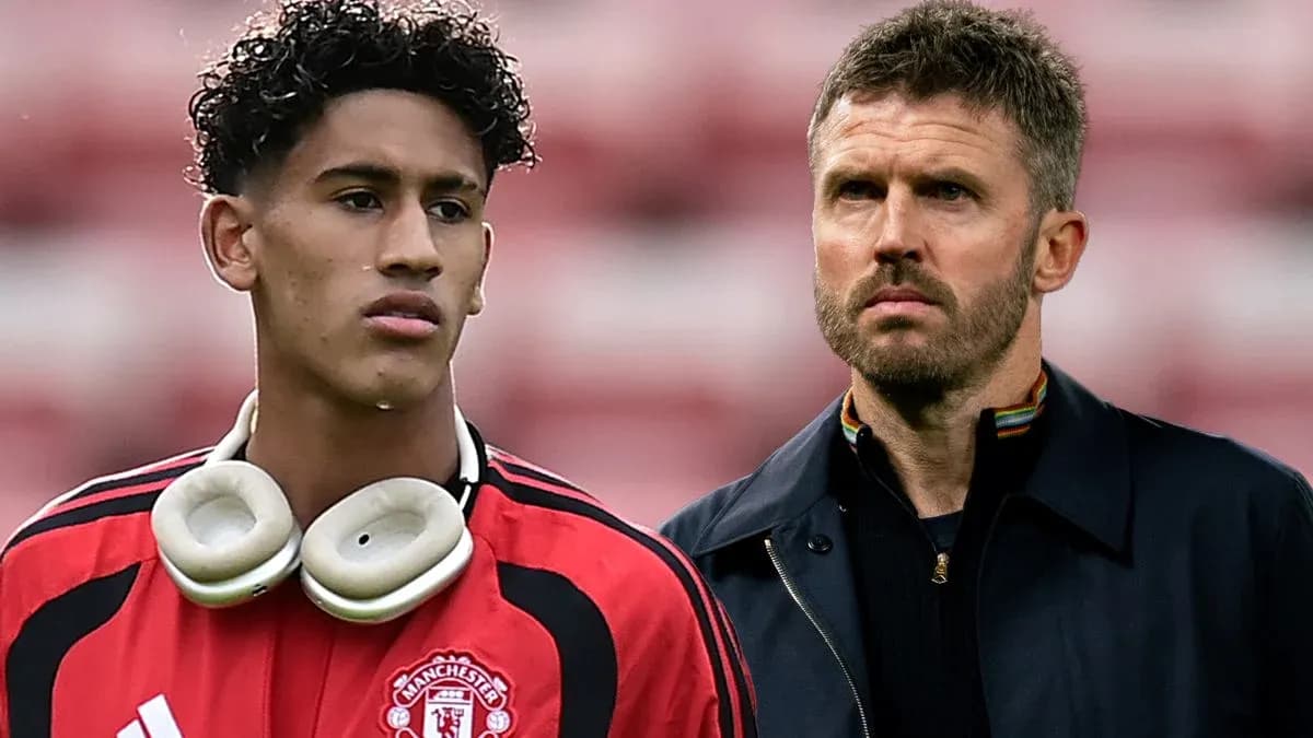 Jugador de Manchester United junto al entrenador