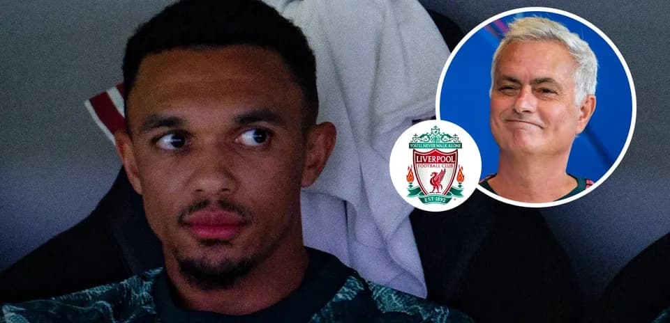 Trent Alexander-Arnold sentado en el banquillo