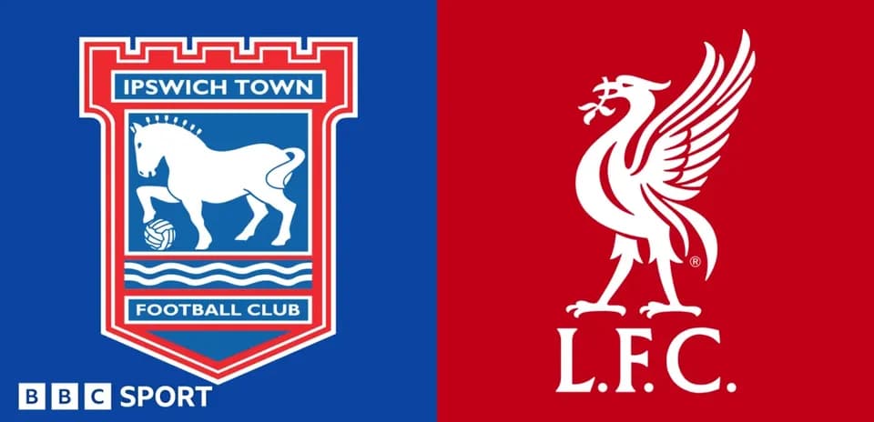 Logos de Ipswich Town y Liverpool FC