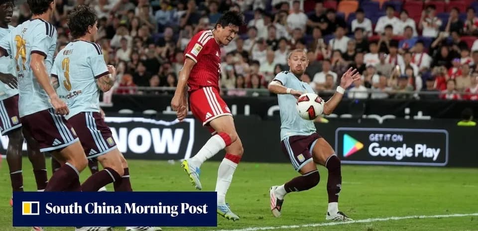 Jugador de equipo rojo intenta un tiro ante defensa