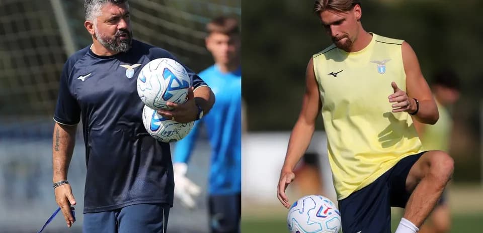 Entrenador sosteniendo balones y jugador entrenando