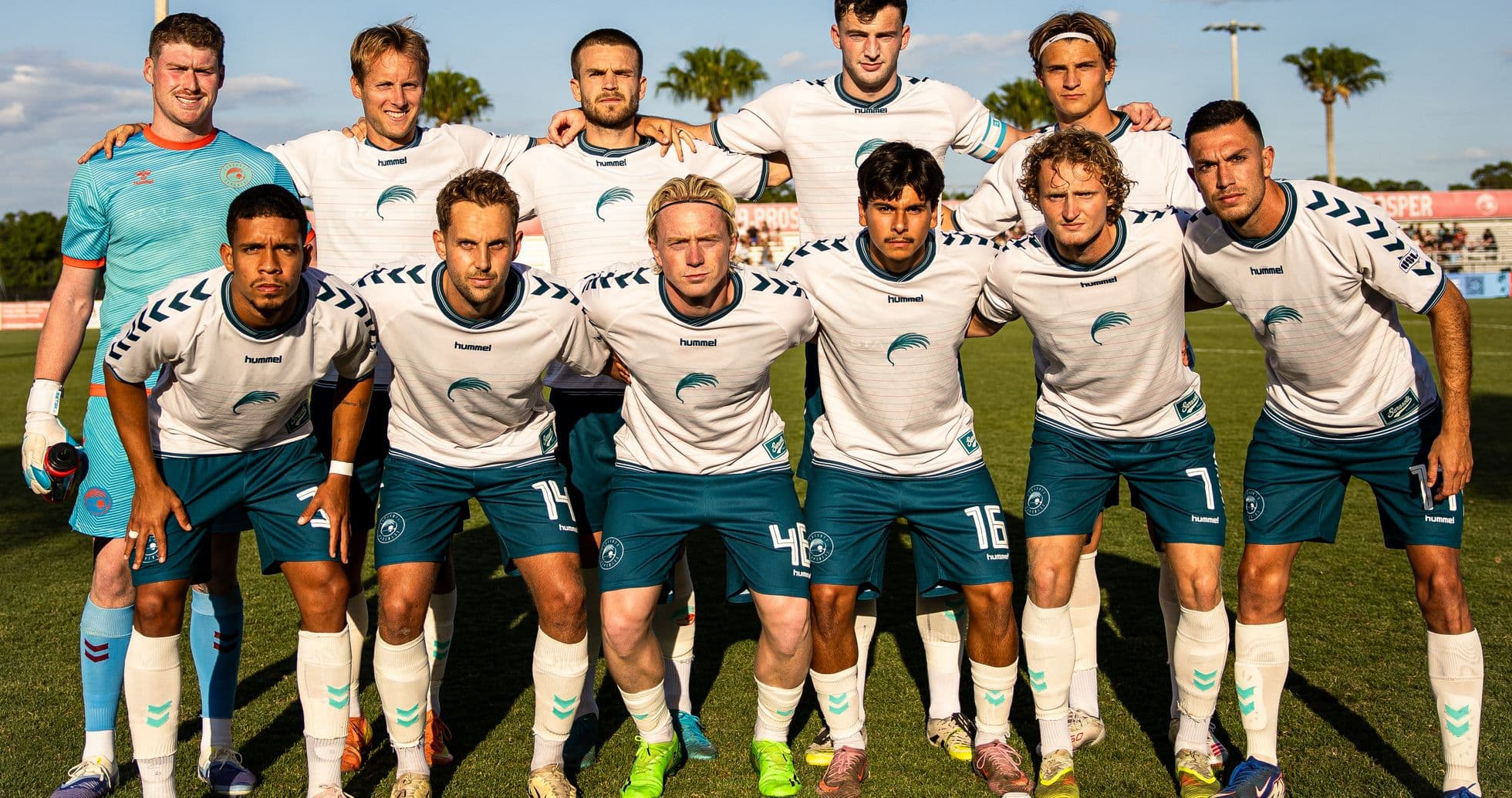 Equipo de Naples antes del partido de fútbol