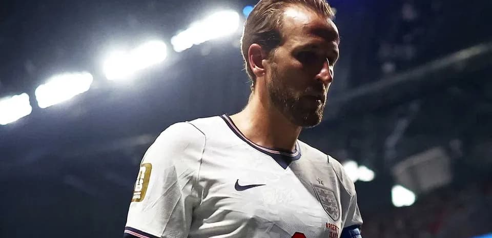 Jugador de Inglaterra saliendo del campo de juego