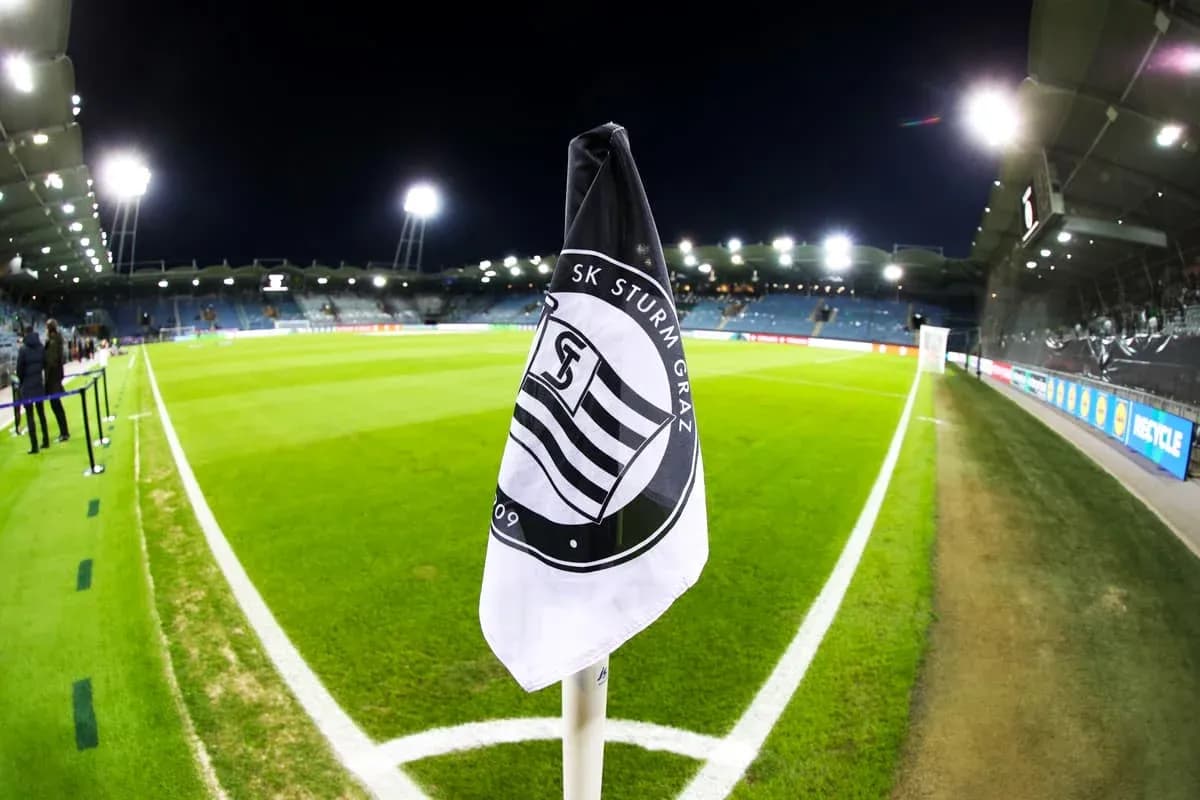 Esquina de campo en el estadio de Sturm Graz