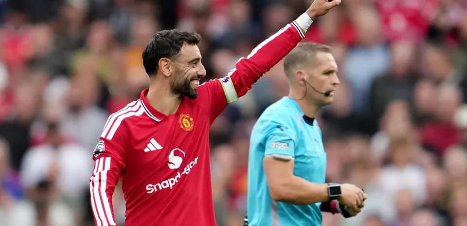 Bruno Fernandes celebrando durante un partido de fútbol