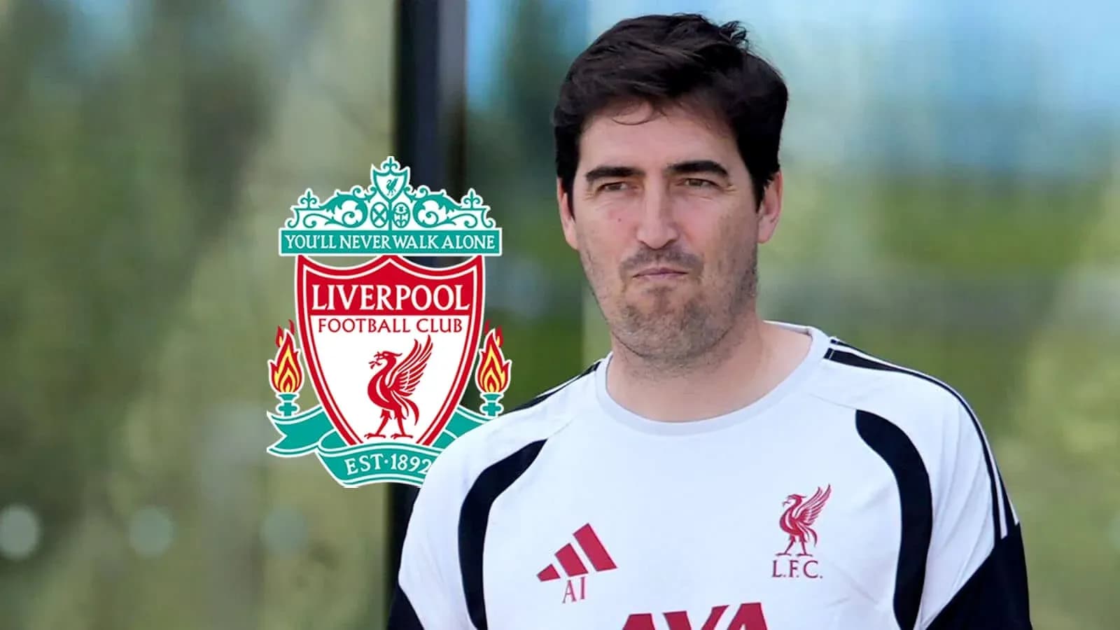 Entrenador de Liverpool FC en sesión de entrenamiento