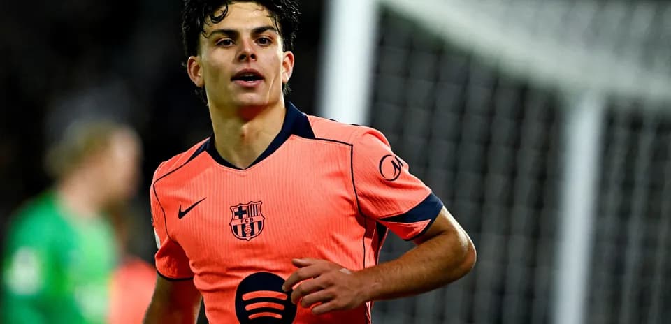 Jugador de FC Barcelona en acción durante el partido