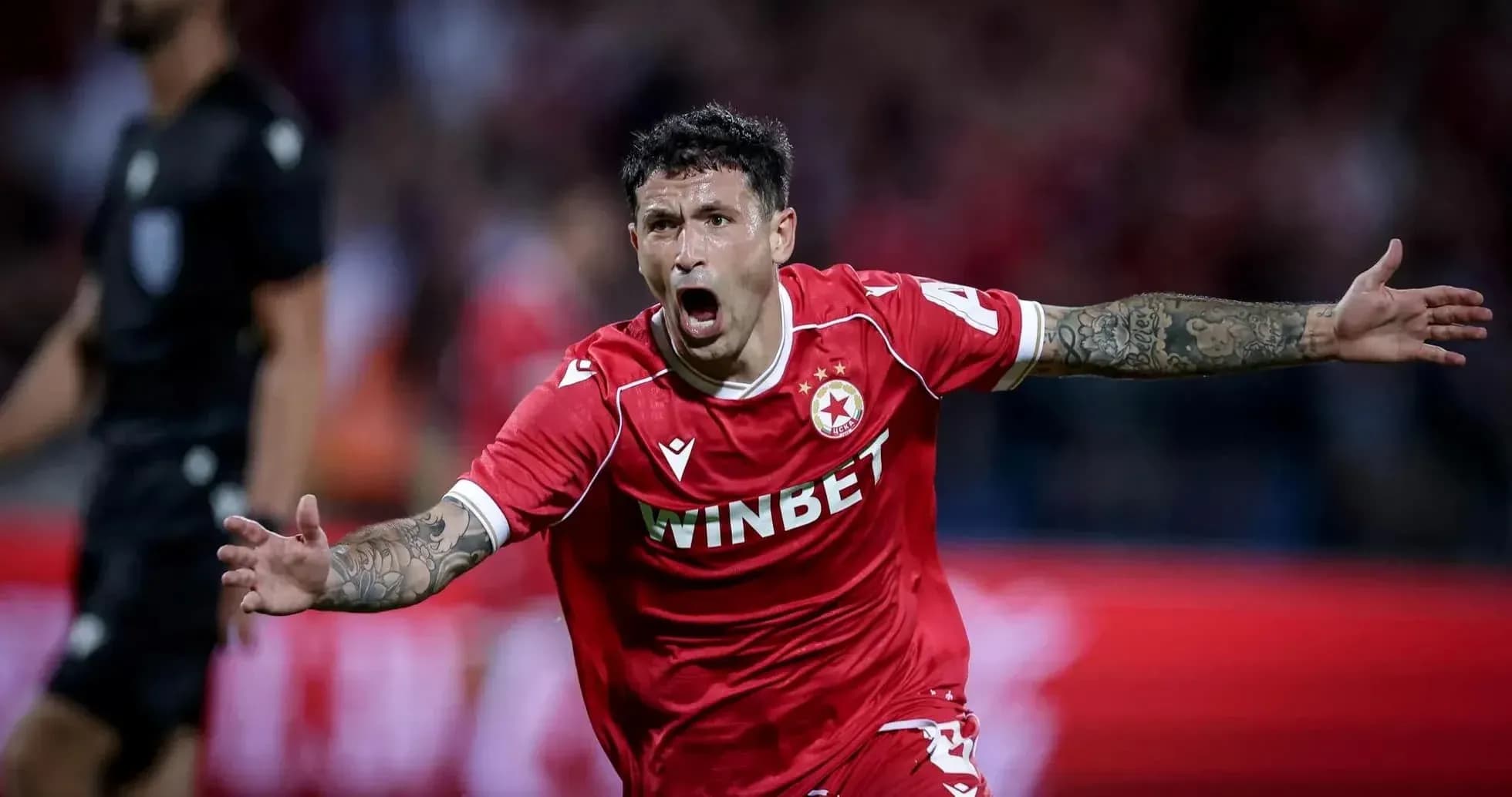 Jugador de CSKA Sofía celebrando un gol