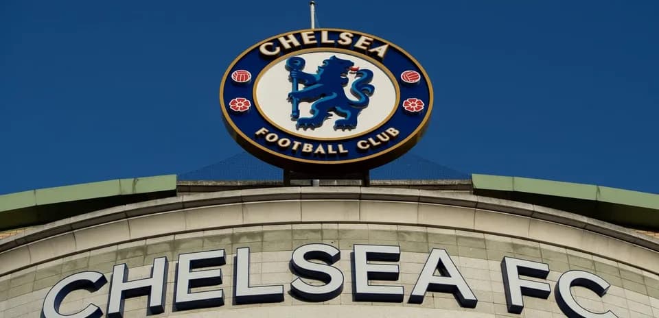 Logotipo del Chelsea Football Club en el estadio