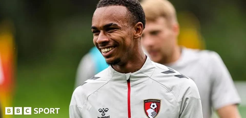 Jugador de AFC Bournemouth durante sesión de entrenamiento