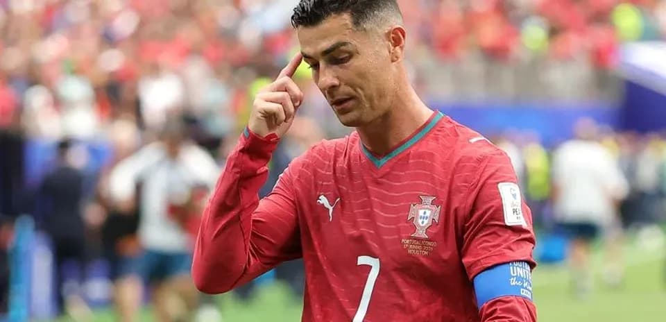 Cristiano Ronaldo con la camiseta de Portugal en partido