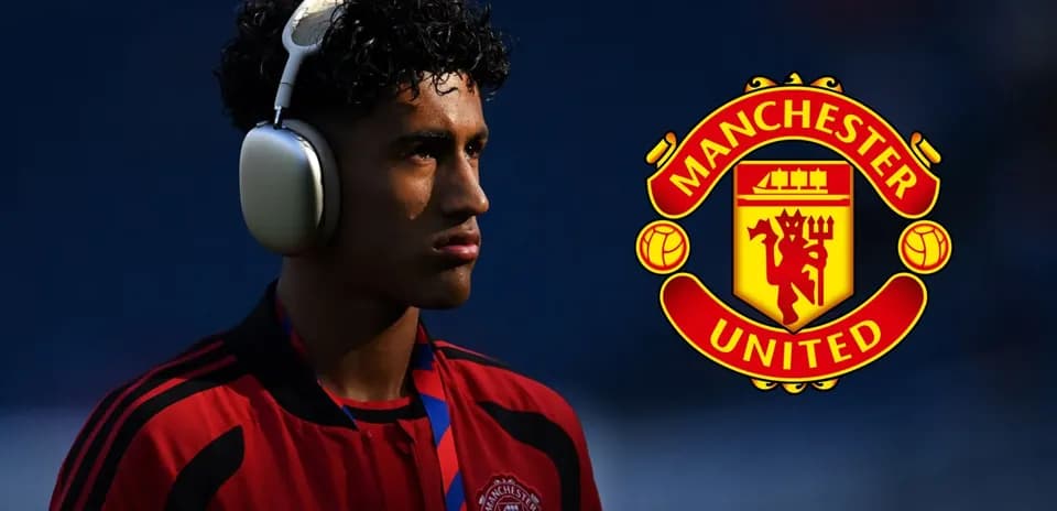 Jugador de Manchester United con auriculares antes del partido