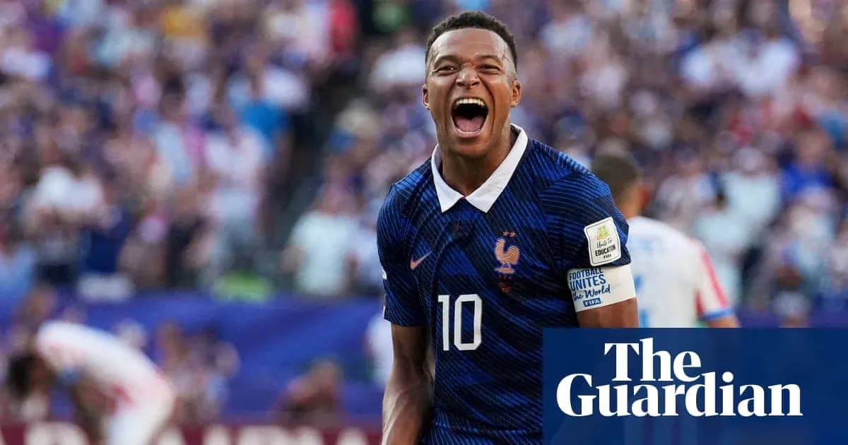 Jugador de Francia celebrando un gol en el partido