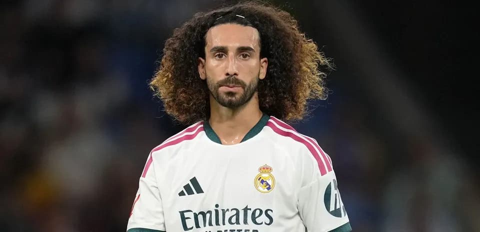 Jugador de Real Madrid en el campo durante partido