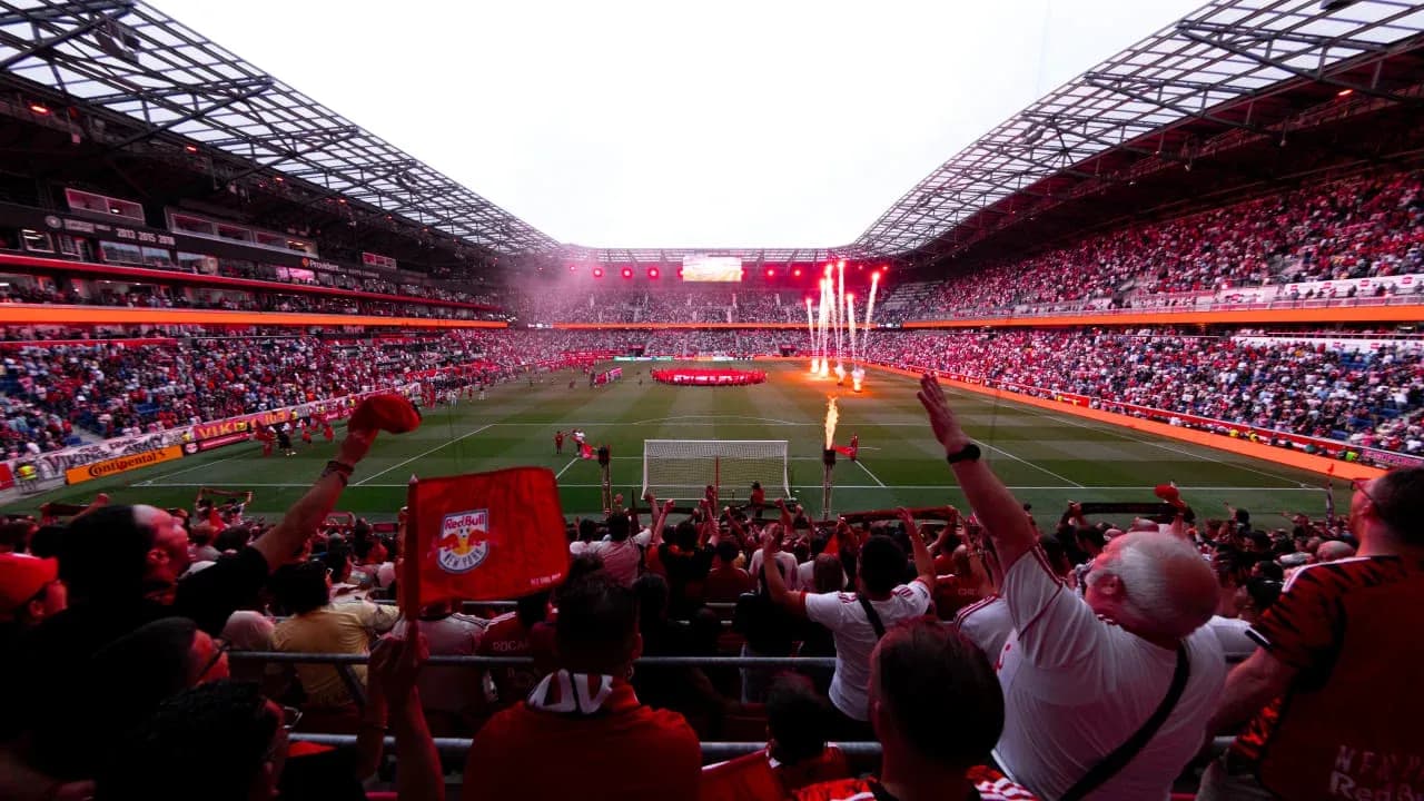 Aficionados del New York Red Bulls en el estadio