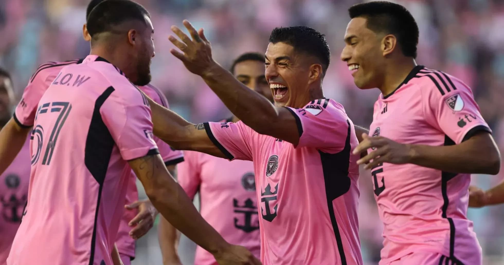 Jugadores de Inter Miami II celebrando un gol