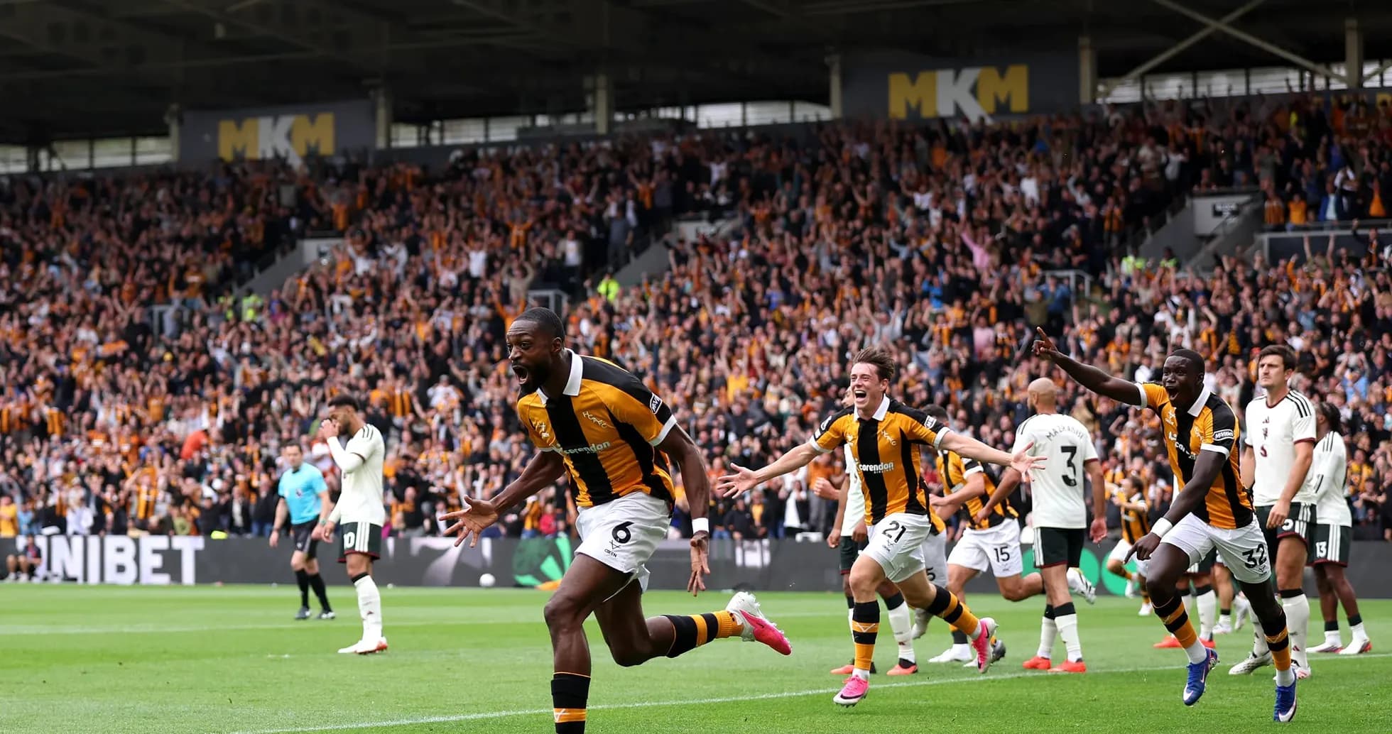 Jugadores de Hull City celebrando un gol