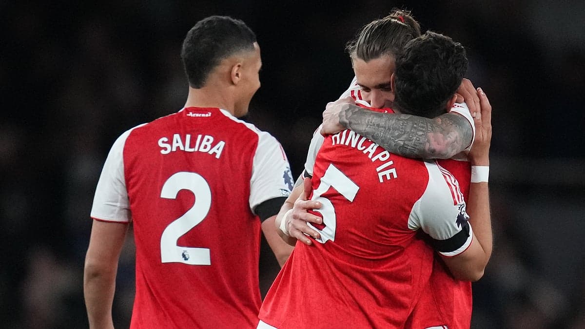 Jugadores del Arsenal celebrando un gol