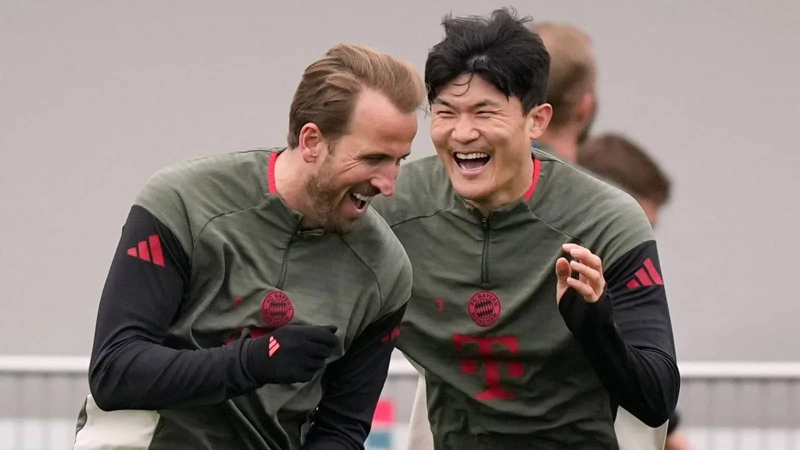 Jugadores riendo durante entrenamiento en Bayern Múnich