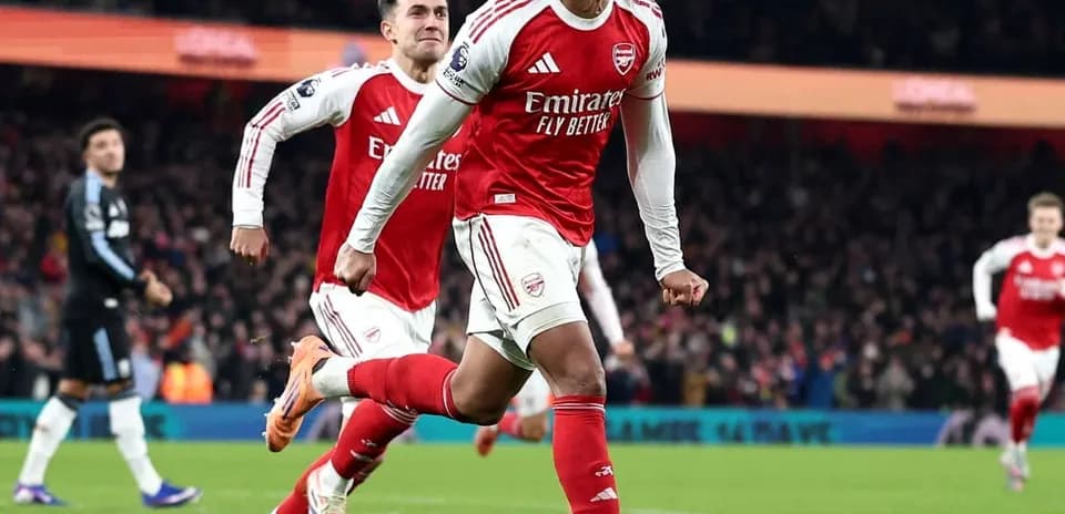 Jugador de Arsenal celebrando un gol