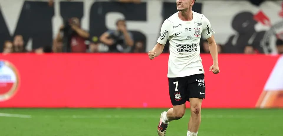 Jugador de Corinthians celebrando un gol