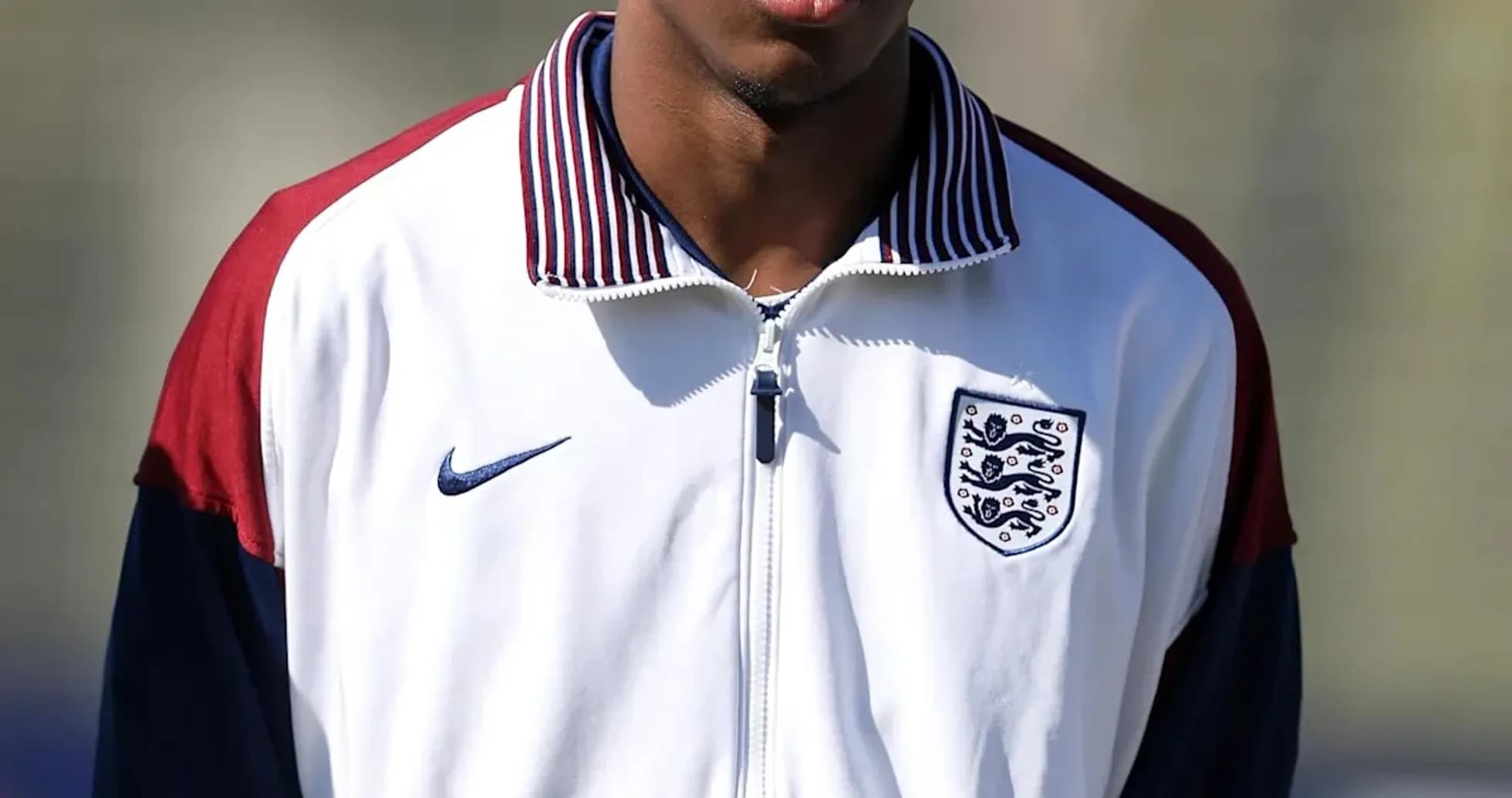 Jugador de Inglaterra posando en entrenamiento