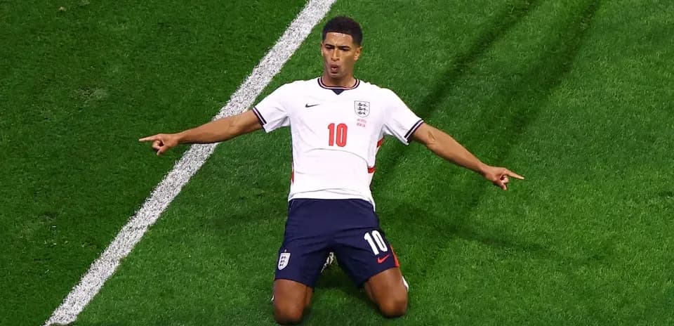 Jugador de Inglaterra celebrando un gol
