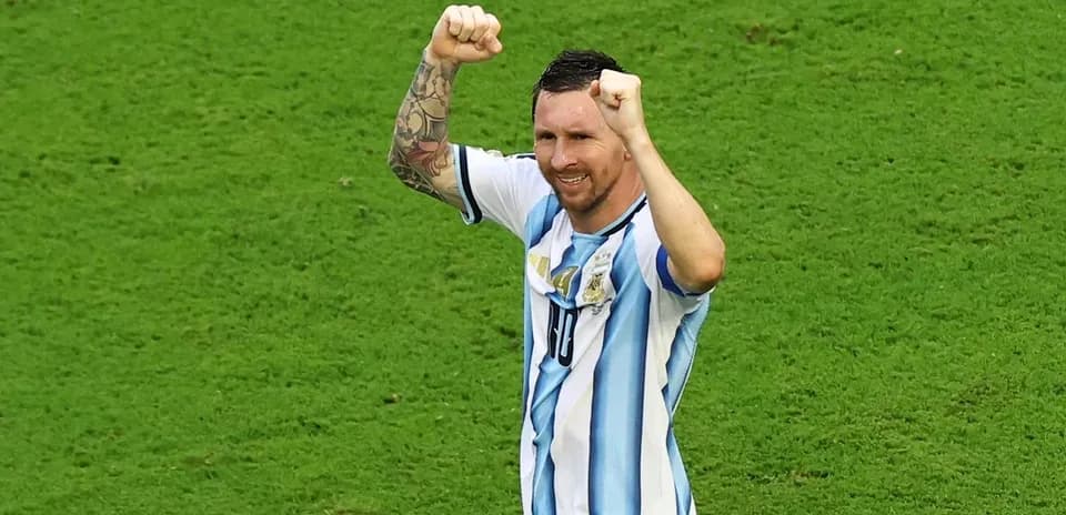 Jugador de Argentina celebrando en el campo de juego