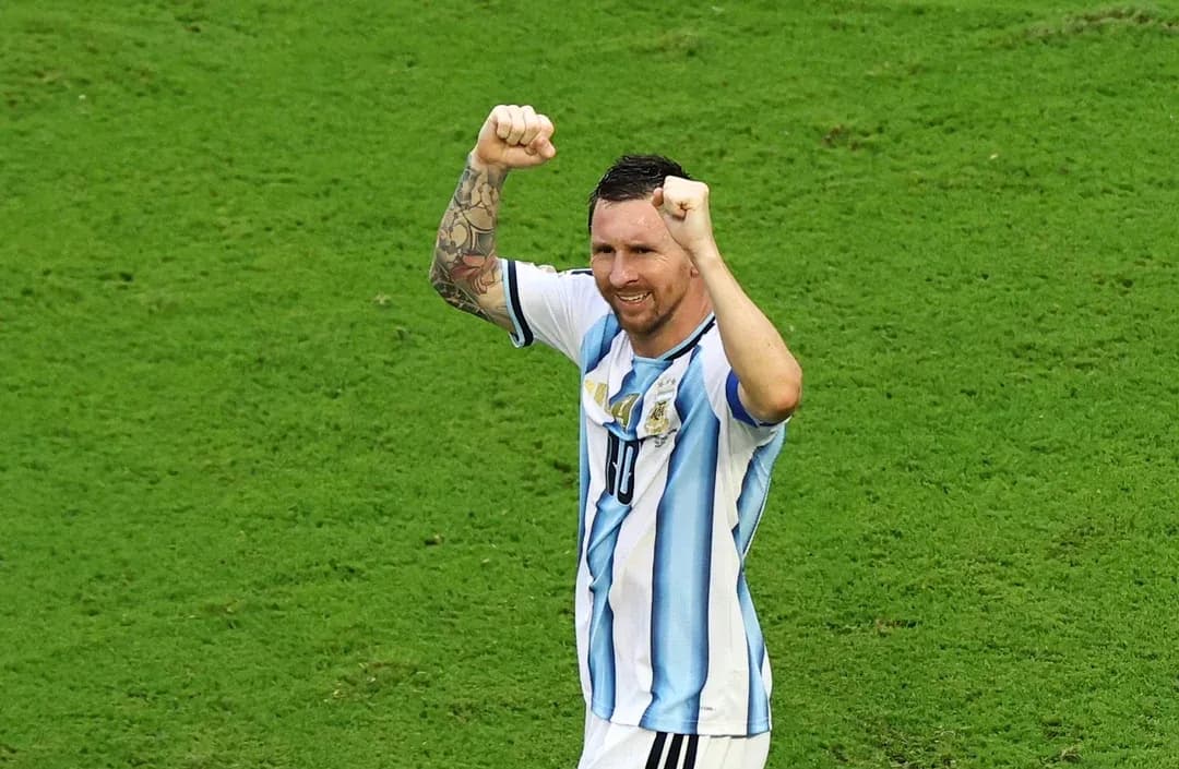 Jugador de Argentina celebrando en el campo de juego