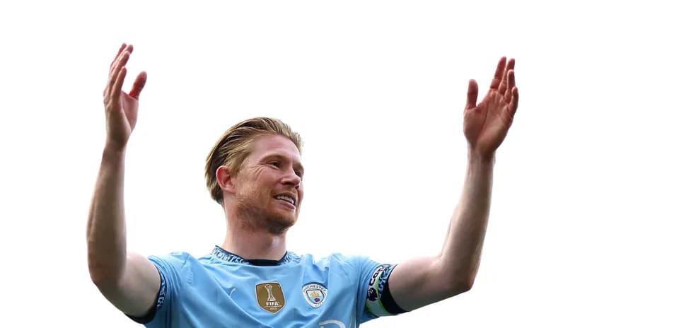 Jugador de Manchester City levantando las manos