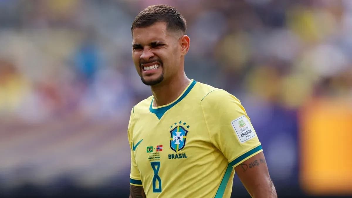 Jugador de Brasil en acción durante un partido