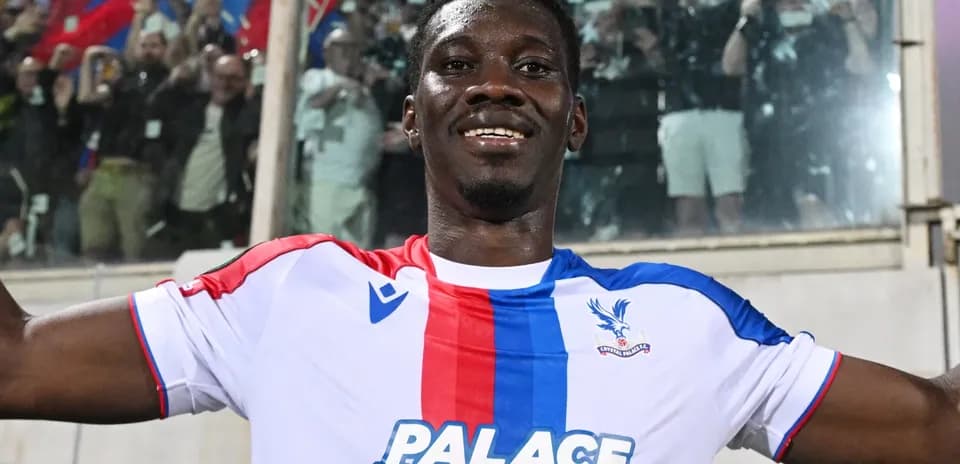 Jugador de Crystal Palace celebrando un gol
