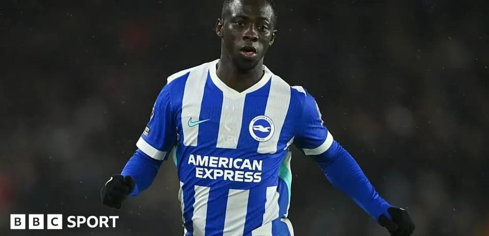 Jugador de Brighton corriendo durante un partido