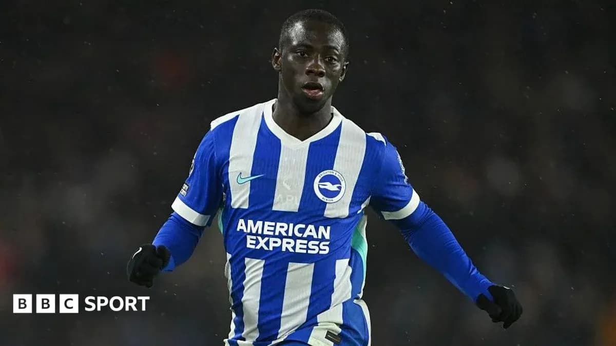 Jugador de Brighton corriendo durante un partido