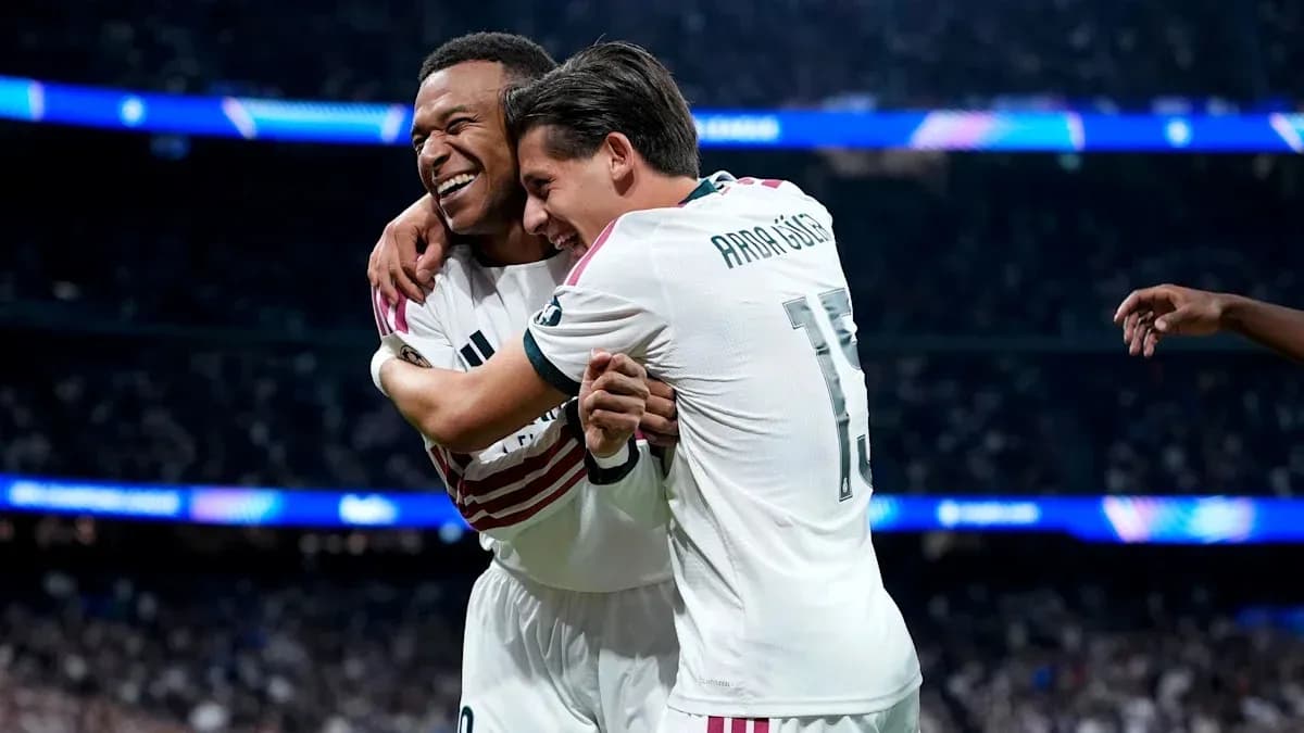 Jugadores de Real Madrid celebrando un gol