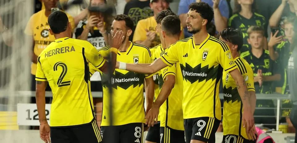 Jugadores del Columbus Crew celebrando un gol