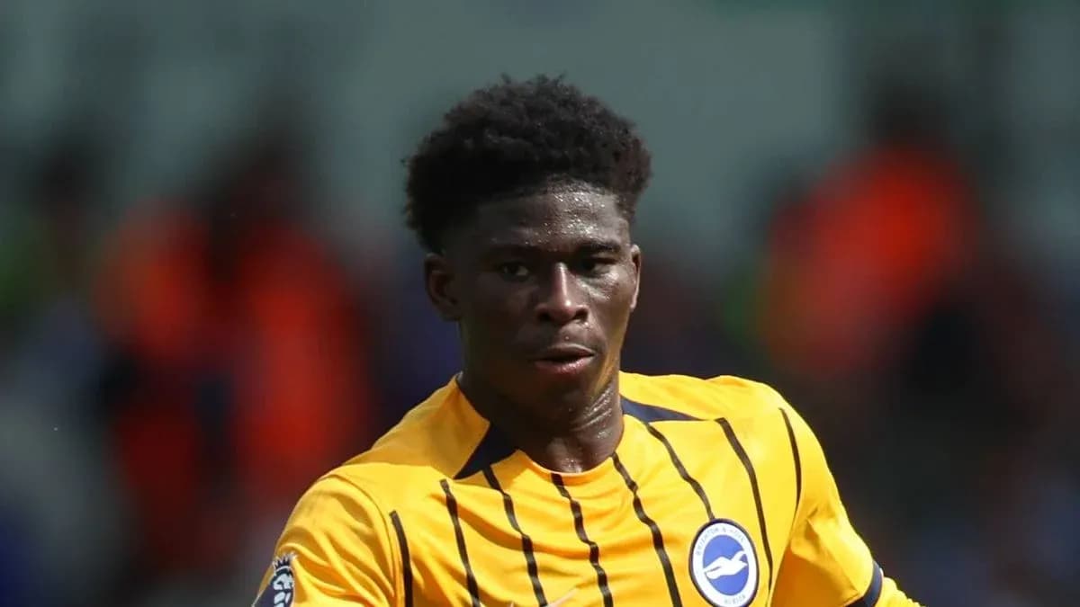 Jugador de Brighton en acción durante un partido