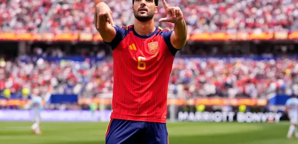 Jugador español celebrando en el partido