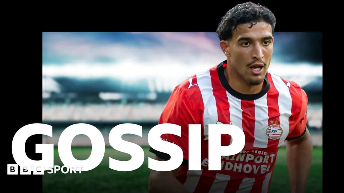 Jugador de PSV Eindhoven corriendo en el campo