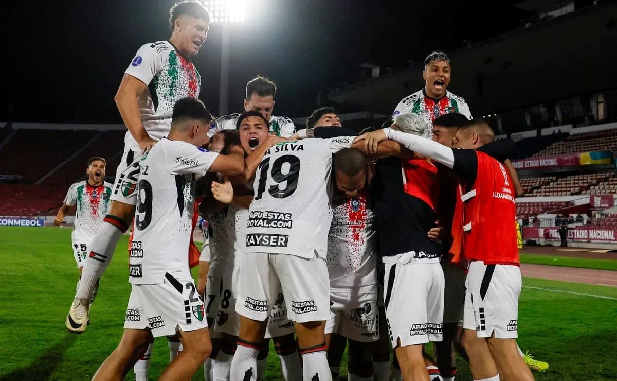 Celebración de jugadores de Cobresal