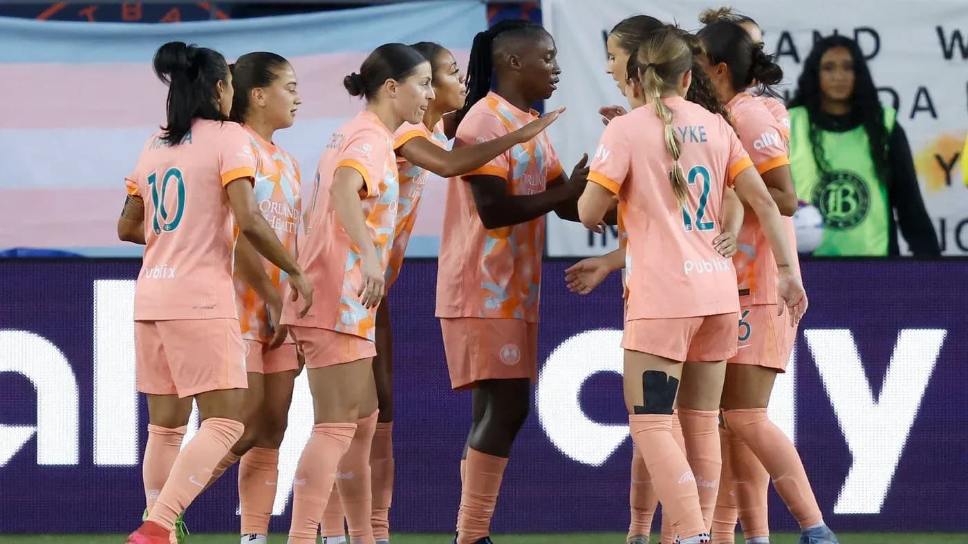 Jugadoras del Orlando Pride celebrando un gol
