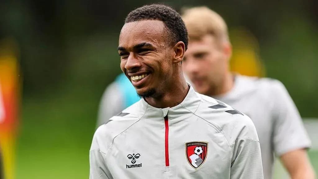 Jugador de AFC Bournemouth en sesión de entrenamiento