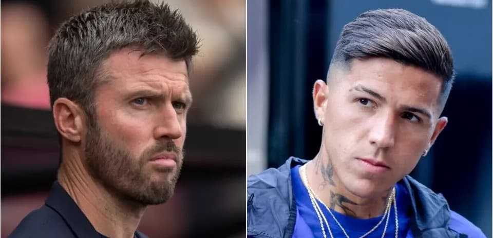 Dos hombres con diferentes estilos de peinado y vestimenta