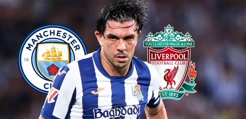 Jugador de la Real Sociedad frente a logotipos de Manchester City y Liverpool