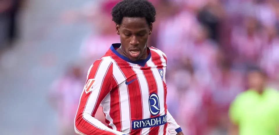 Jugador de Atlético de Madrid en acción durante partido