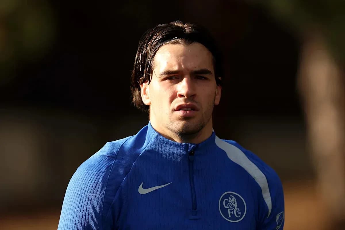 Jugador de Chelsea en sesión de entrenamiento