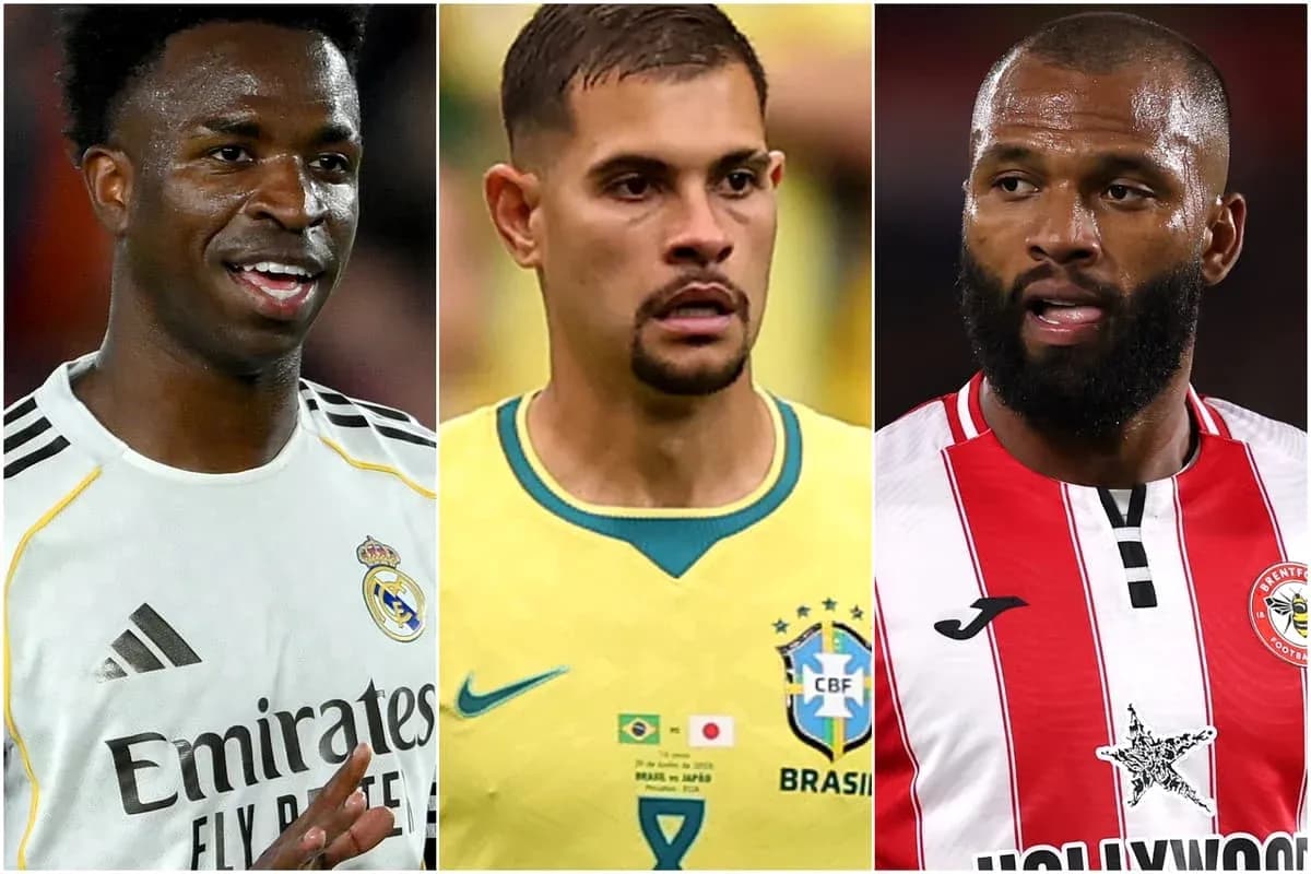 Tres jugadores de fútbol en diferentes camisetas
