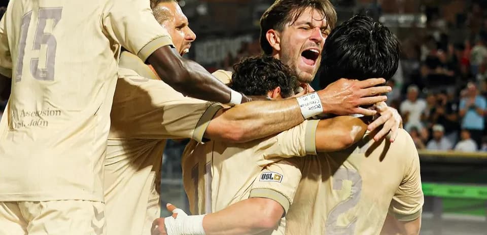 Celebración de jugadores del Las Vegas Lights